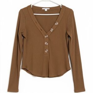 Ribbed Button Front Long Sleeve Top 🤎
